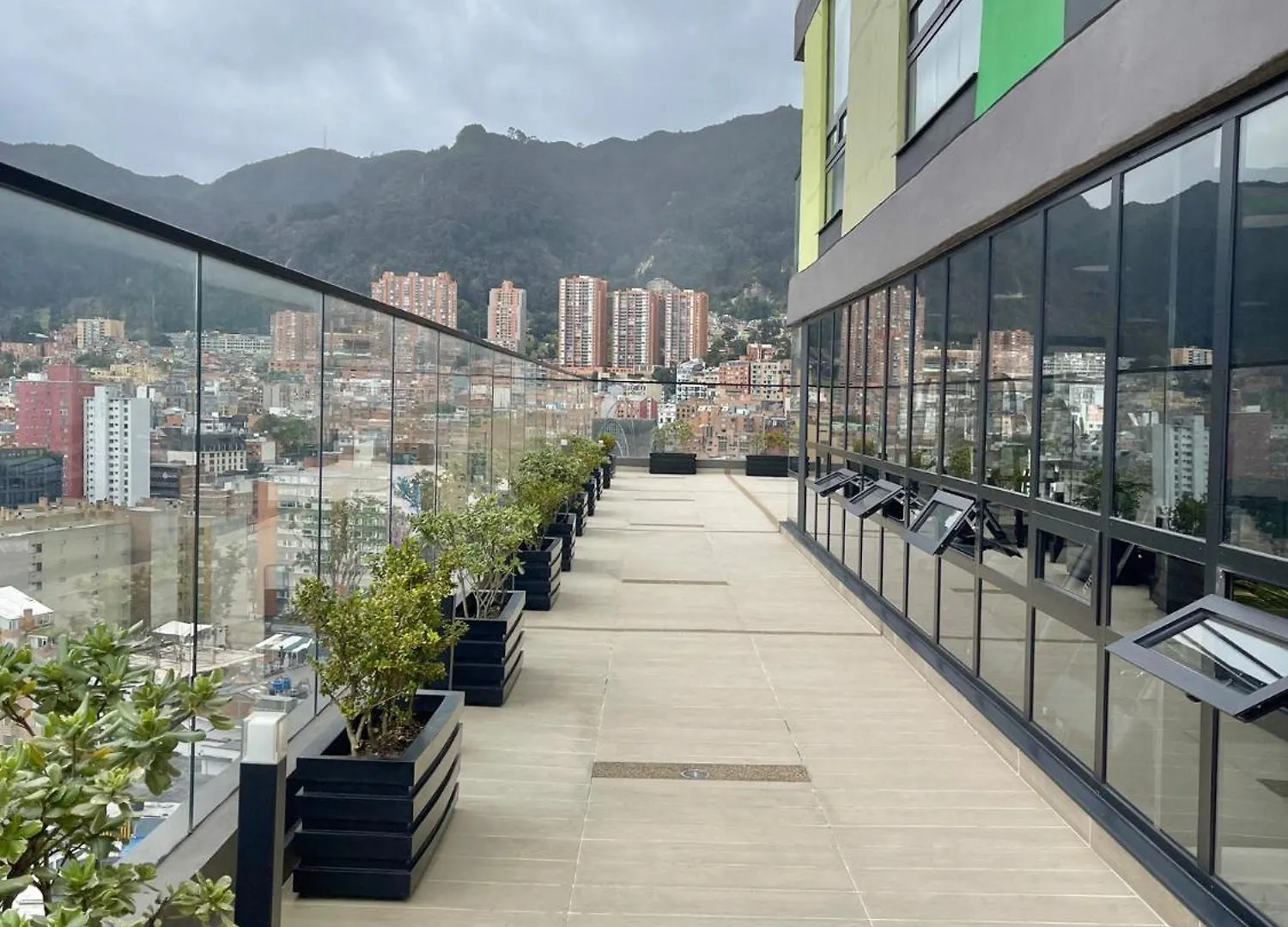 Vitra Comodidad Y Tranquilidad En El Corazon De Chapinero 波哥大
